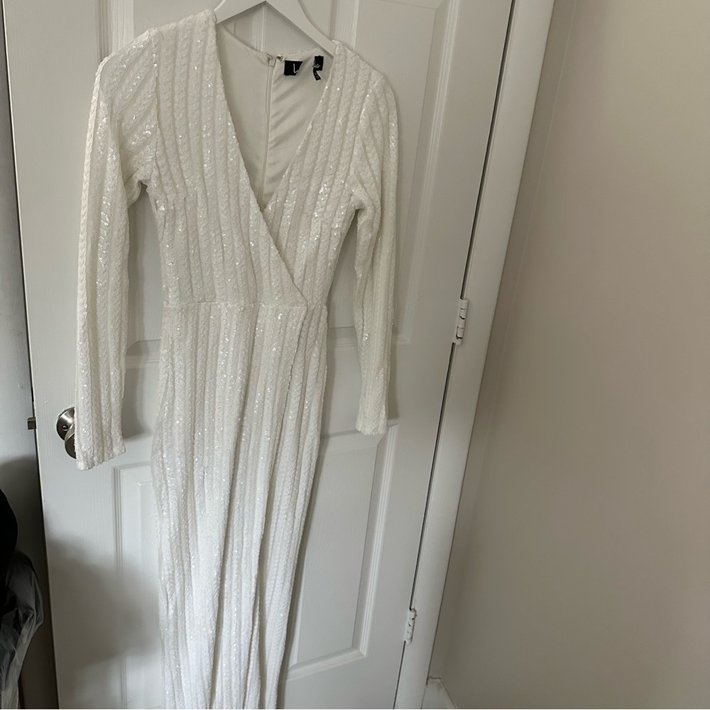 White Lulus Maxi Dress